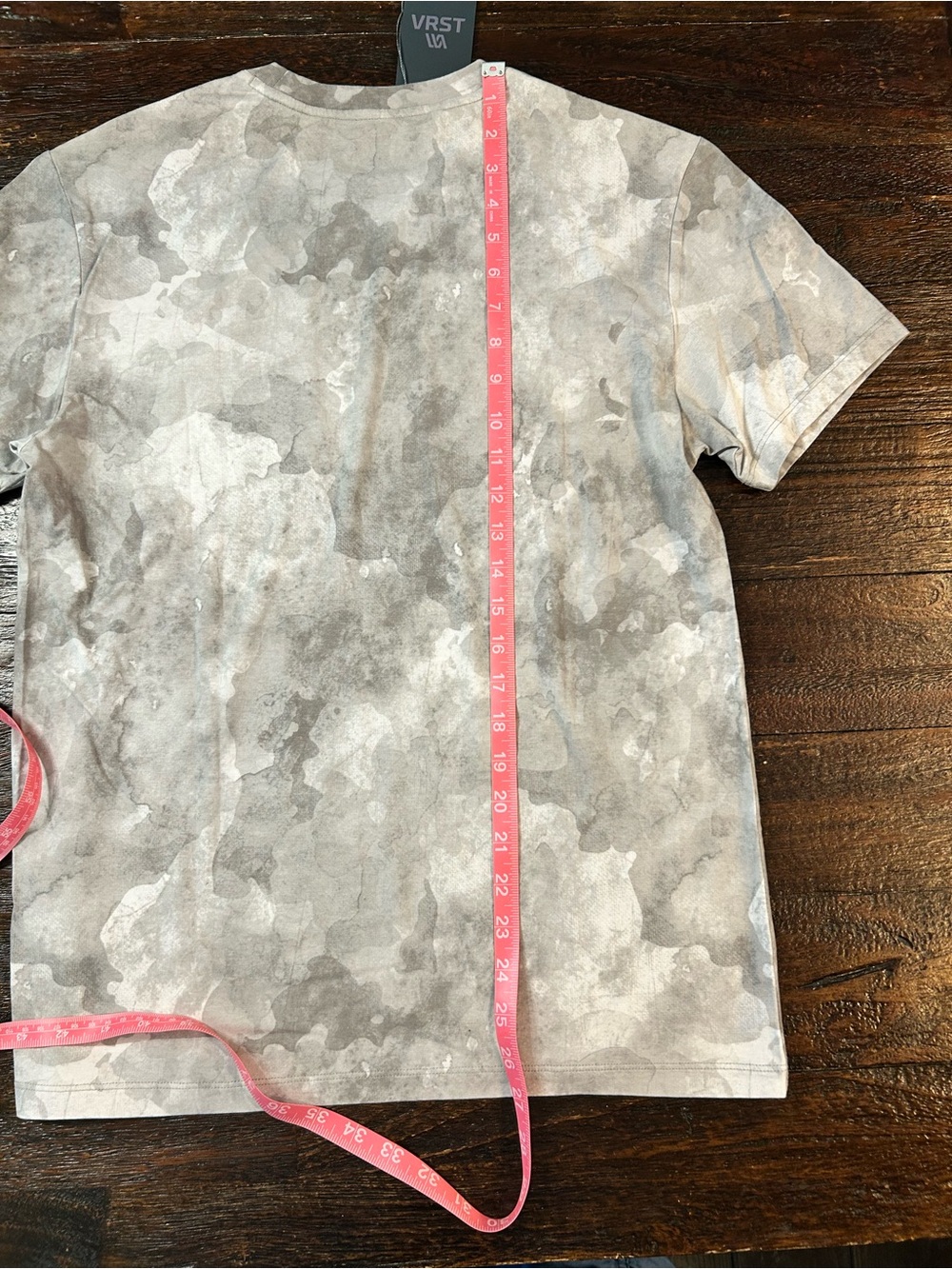 NWT VRST Essential Pocket Tee Bundle - Heathered Sage Green, Light Gray, Beige - Picture 9 of 11